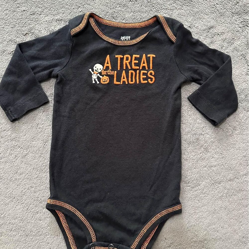 Baby Halloween “A Treat for the Ladies” Onesie (Size: 9 Months)